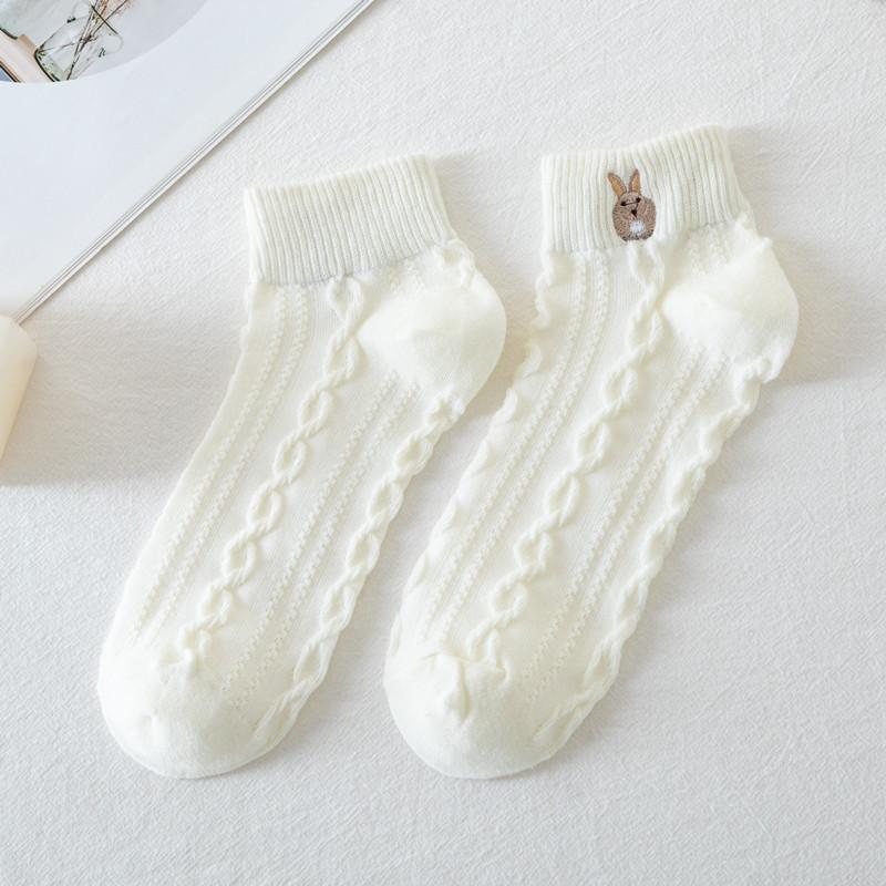 Ladies Summer Thin Lovely Embroidered Pure Cotton White Boat Socks