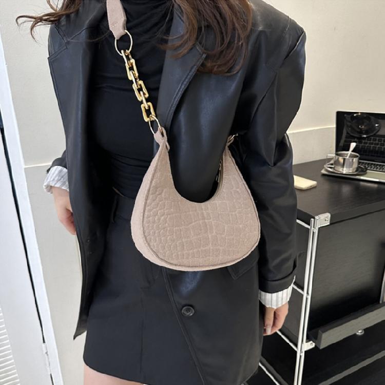 Sophisticated Shoulder Bag Felt Handbag Crossbody Bag with Chain Strap for Women