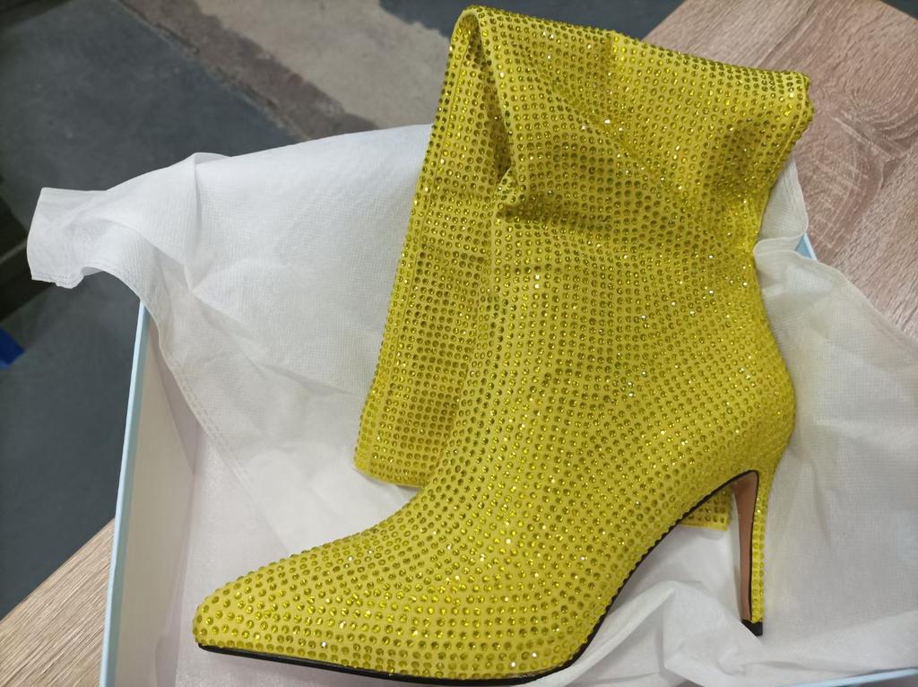 Nuovi Stivali Alti Fino Al Ginocchio Stiletto a Punta Acuta con Punti Stellati Baby'S Breath Europei e Americani, Stivali da Sfilata da Donna Taglie Forti