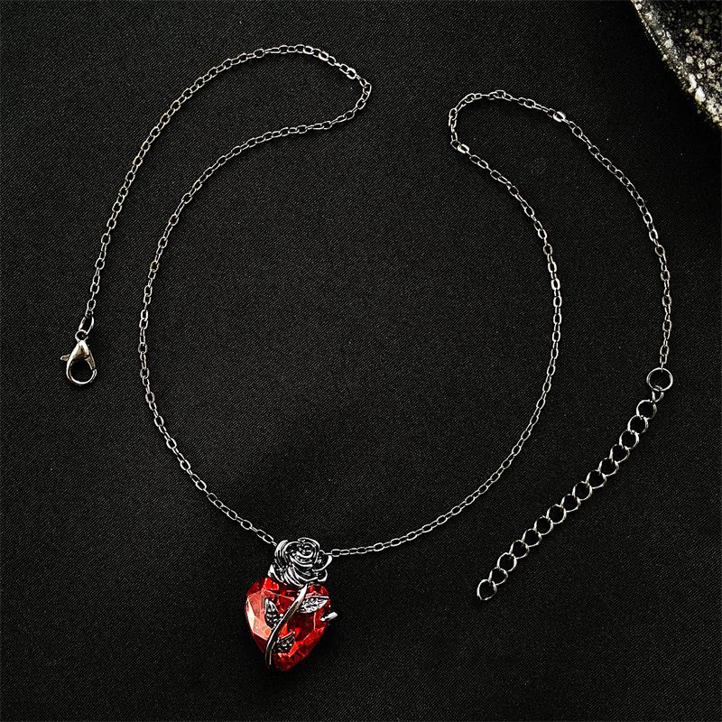 Personalisierte Herz Rosenblumen Anhänger Halskette für Damen Herren Gothic Punk Vielseitige Schlüsselbeinkette Schmuck Accessoires Geschenke