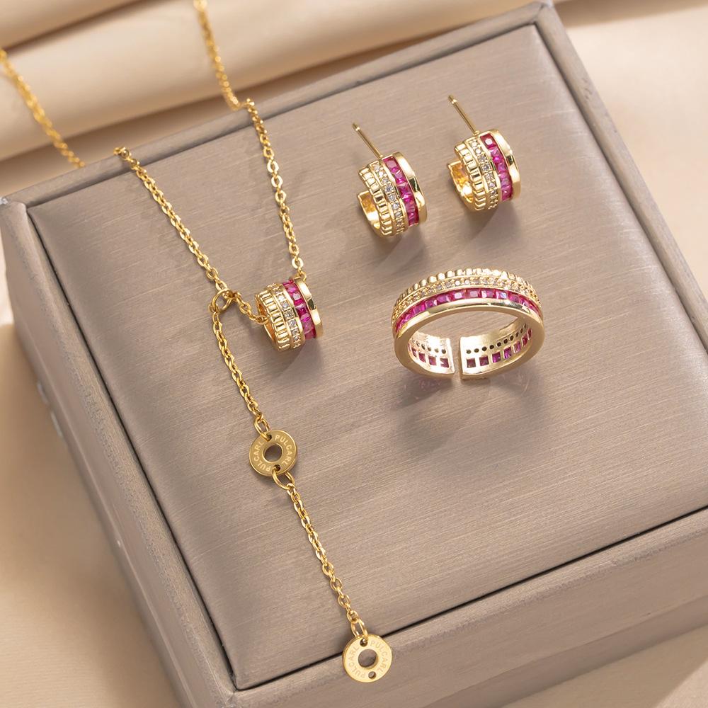 Set of Slim Waist Titanium Steel Women's Necklace - Inlaid Light Luxury Versatile Choker