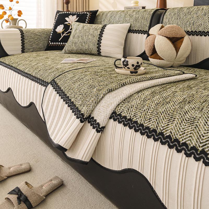 

Chenille Non-Slip All-Season Leather Sofa Cushion, 2026 New Style Irregular Universal Design 45x45 cm Lumbar Cover (Excludes Core)