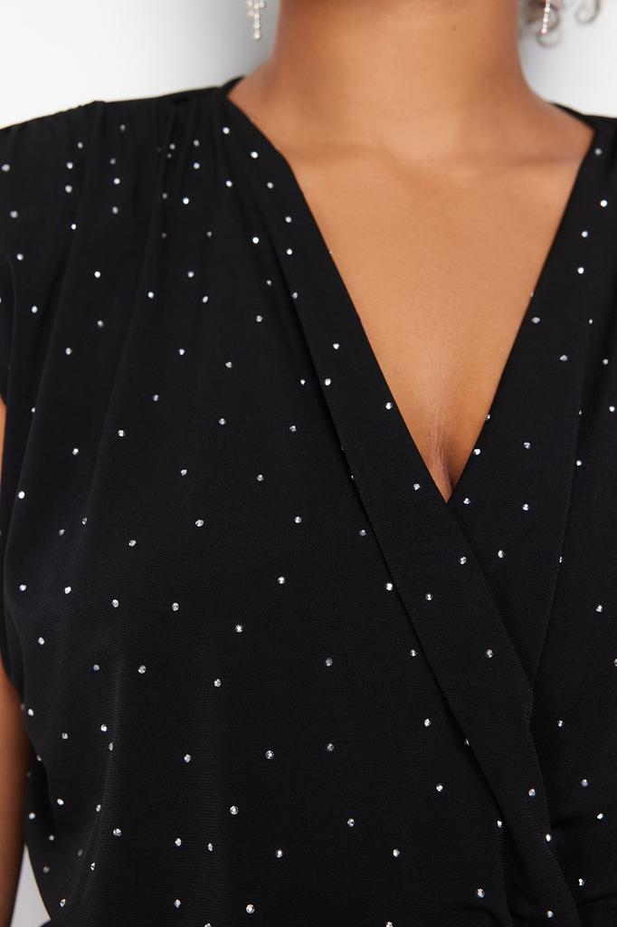 Damen Stil Übergröße Gestrickter Body mit Schwarzem Stein Detail