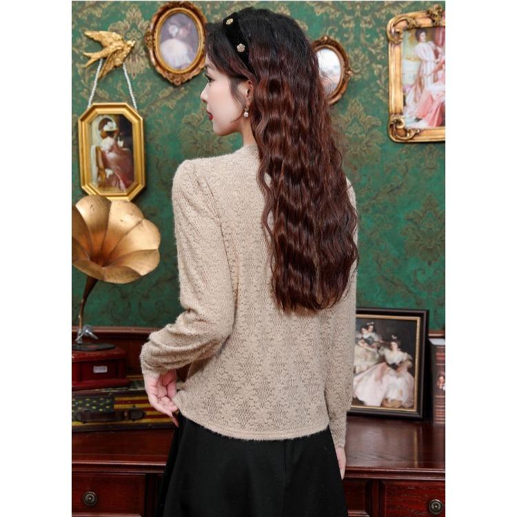 Thickened Lace Shirt, Stylish and Warm, Thick and Fashionable, with Down Thickened Base Shirt for Autumn and Winter, Inner Wear for Women.