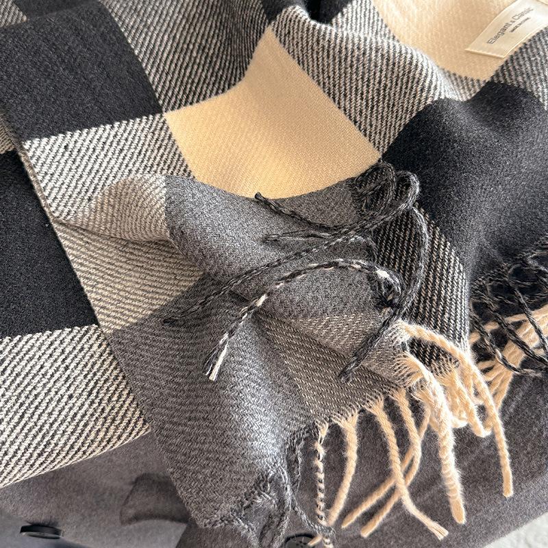 Exquisite The Striped Checkered Large Shawl Exudes An Elegant and Noble Style. It Is A Warm Autumn and Winter Scarf with A High End Touch 