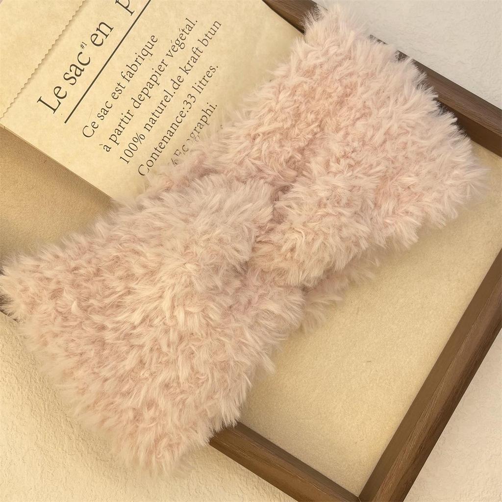Women's Winter Plush Retro Elastic Headband with Earmuffs - Thick, Warm, Cold-Proof Fashion Accessory