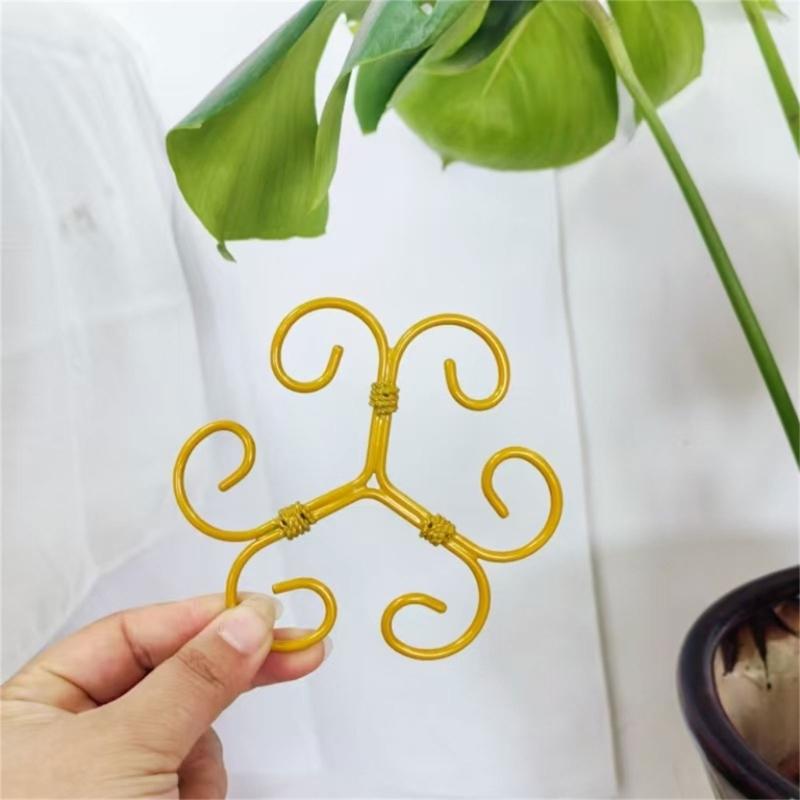 Rustproof Metal Flower Support Stake For Indoor Outdoor Climbing Vine Bouquets Decorative Garden Plant Structure 4 Pack