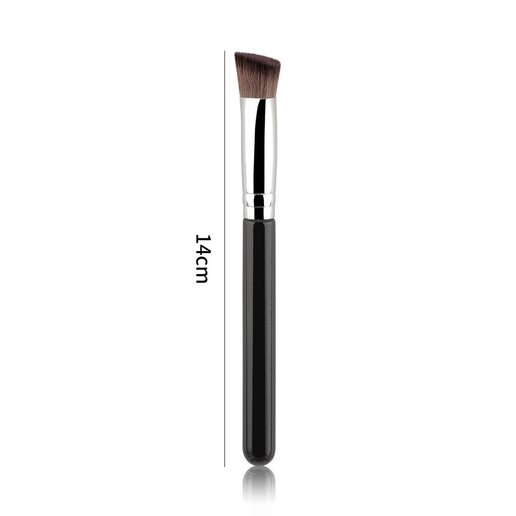 New single small iron triangle brightening concealer brush eye smudge makeup artifact soft bristles