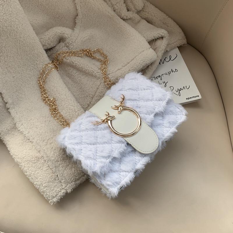 2023 Новая Модная Маленькая Сумка Для Женщин Модная Плюшевая Сумка На Плечо С Цепочкой белый