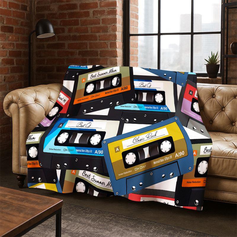 Retro Vinyl Record Music DJ Tape Flannel Blanket Soft Warm Blanket Throw Blanket for Bedroom Living Room Bed Travel Picnic Gift