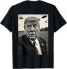 Funny Trump Selfie With UFOs Weird Alien Design Unisex T-Shirt