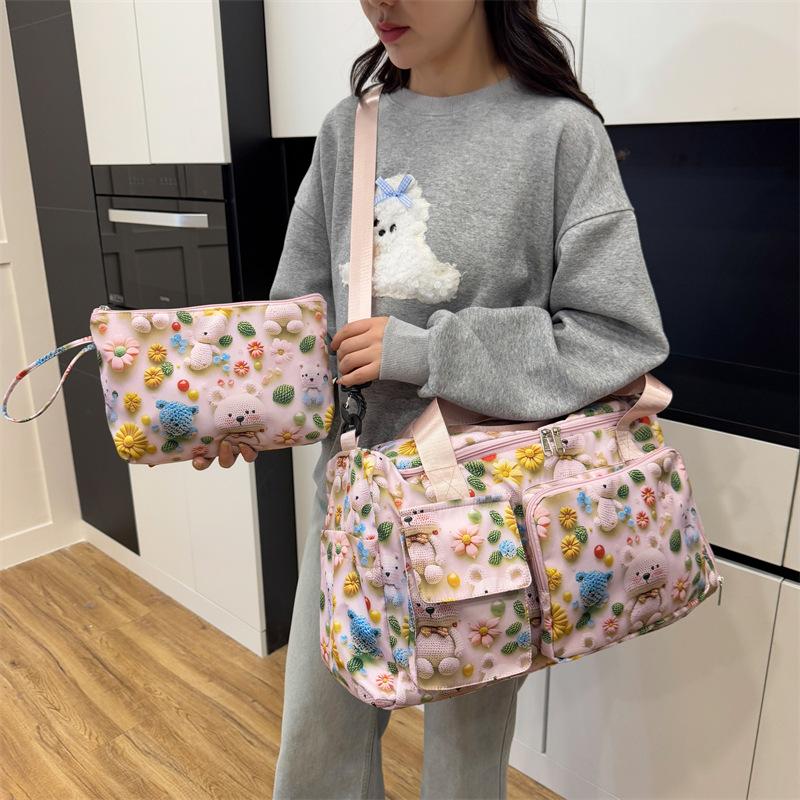 Cute travel bag women's lightweight cartoon printed travel bag large capacity hand-held short-distance luggage bag fitness bag