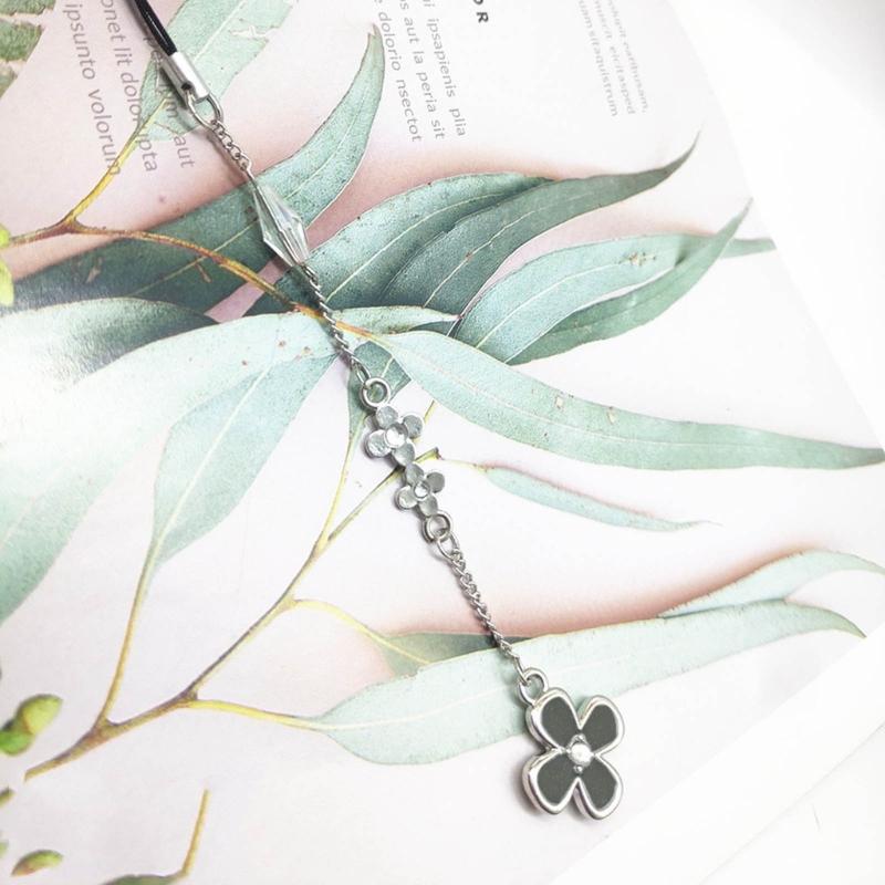 Clovers Pendant Mobile Phone Chain Cartoon Anime Flower Hanging Pendant Phone Straps Rope Phone Lanyard Bag Decoration
