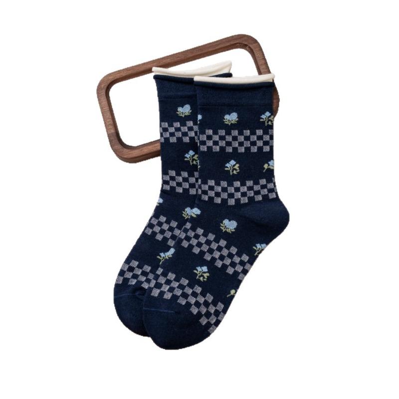 Female Spring and Autumn Plants and Flowers Lace in The Cylinder Pile Socks