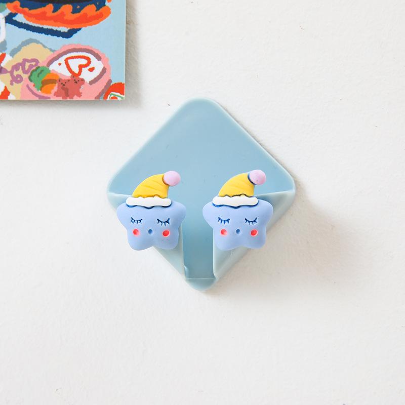 

Charming Cartoon Adhesive Hook: Multipurpose Holder for Plugs, Toothbrushes, and Power Cords
