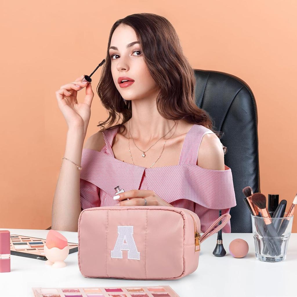 Puffy Makeup Bag for Women, Initial Cosmetic Bag, Cute Travel Toiletry Bag, Puffer Make Up Organizer Bags with Compartments, Personalized Gifts for