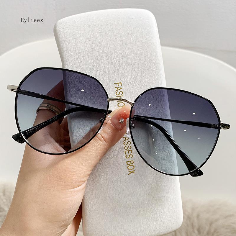 

Oval Frameless Retro Sunglasses Mirror Women Uv400 High Quality Small Glasses Male Rimless Driving Sun Glasses Rimless