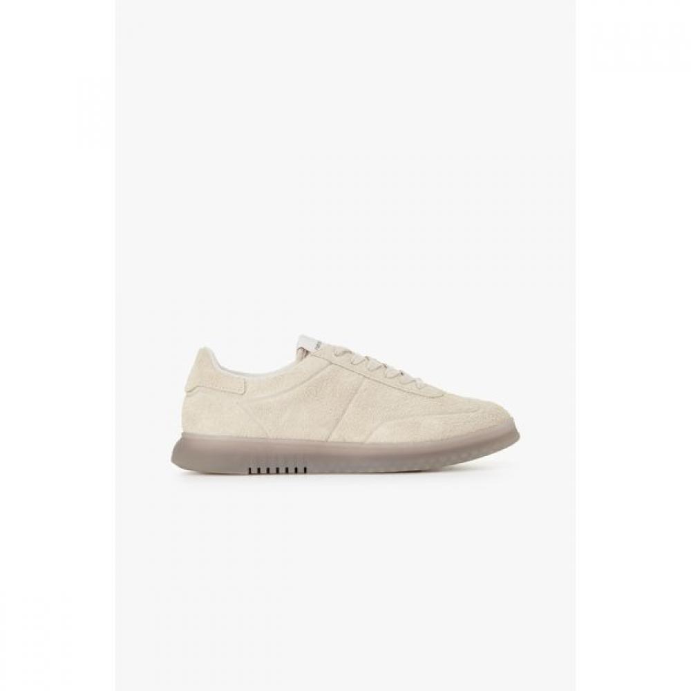 

Emporio Armani Men S tranSparent outSole Suede SneakerS A515131023 7