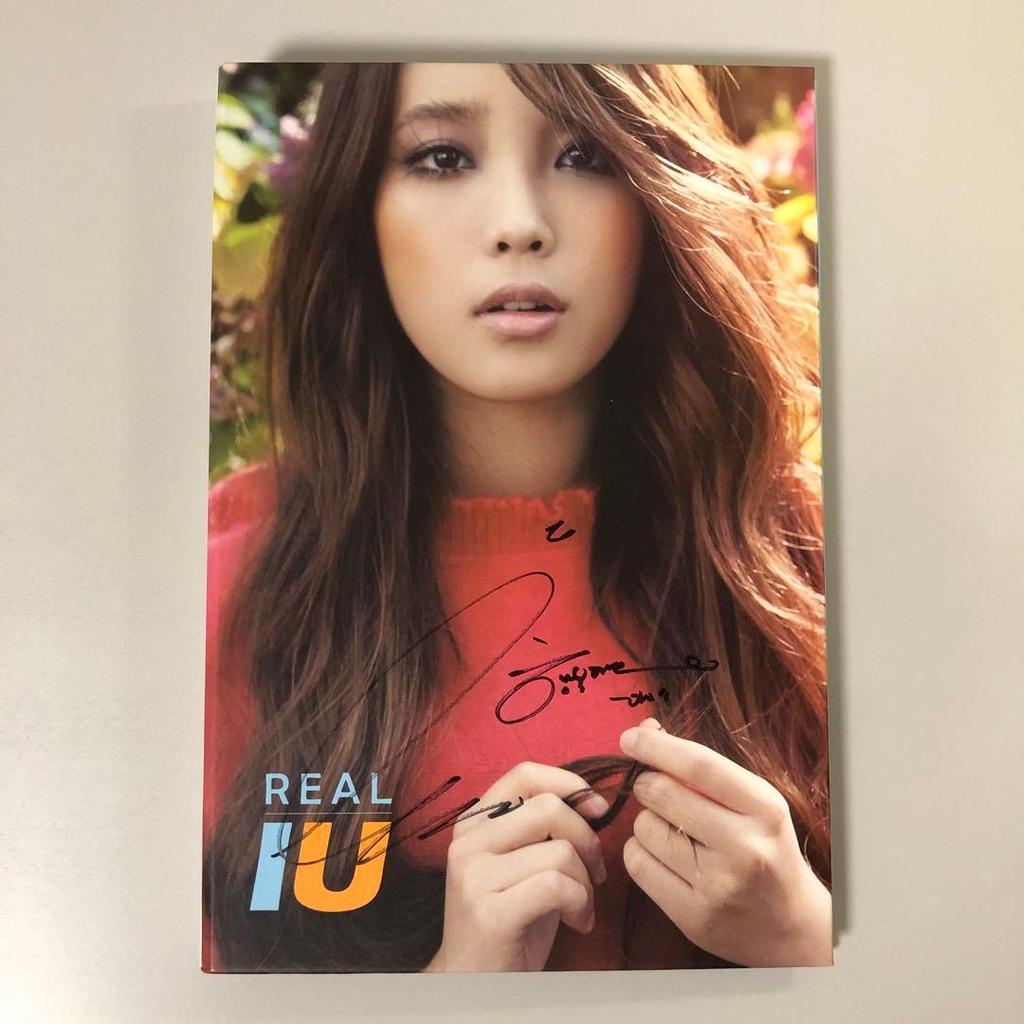 [USED] Autographed IU "REAL" Korean CD mini album