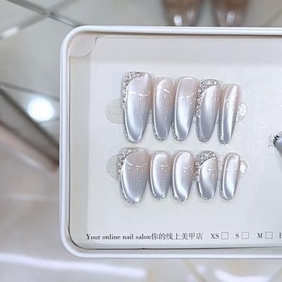 ציפורניים מלאכותיות – טיפסים וציפורניים להדבקה