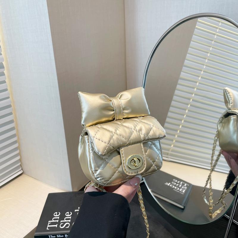 Korean Version of Simple and Cute Bow Embroidery Thread Chain Change Bag Trendy Women's Bag 2025 New Spring Shoulder Messenger Bag
