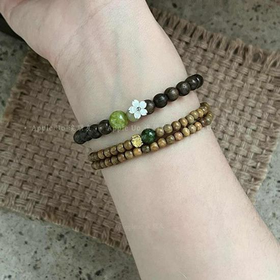 Modern Chinese Sandalwood Alashan Bracelet - Cooling Friendship Jewelry