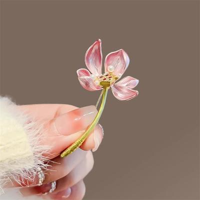 Exquisite Lotus Flower Brooch For Women Girls Elegant Lotus Flower Badges Creative Temperament Pins Clothing Accessories