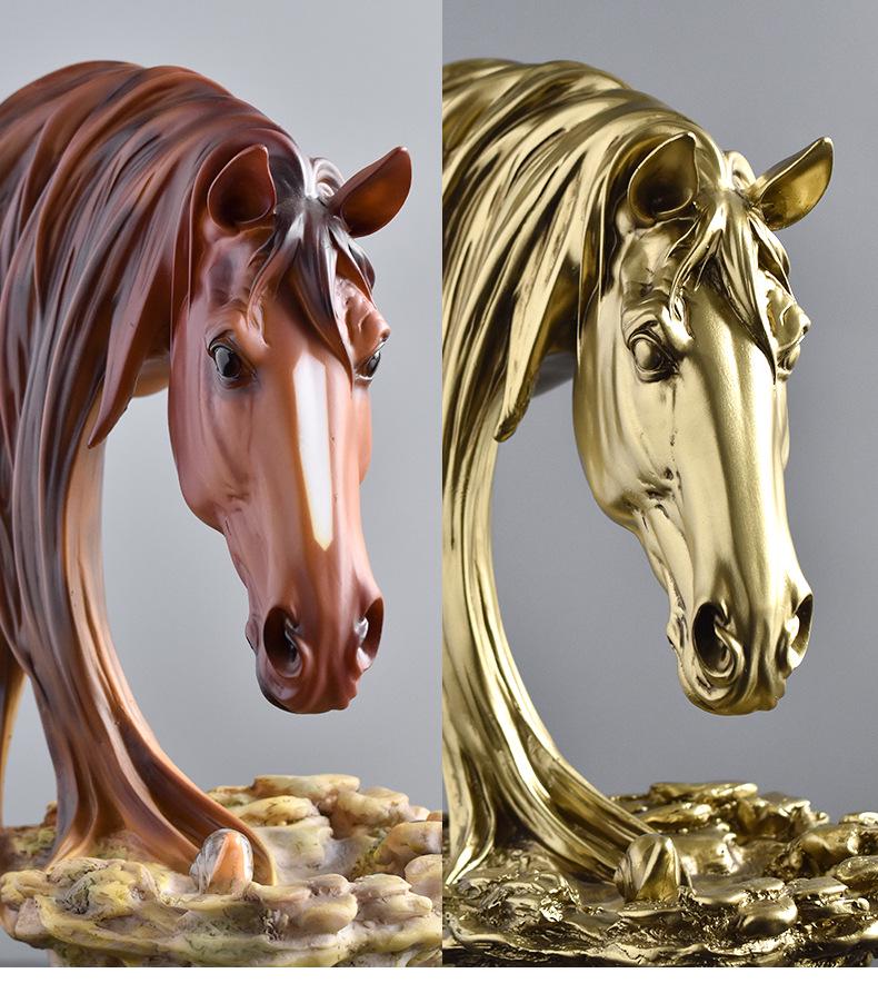 Retro American Country Horse Head Ornament for Home Decor - Living Room, TV Stand, Bar, or Entrance Display