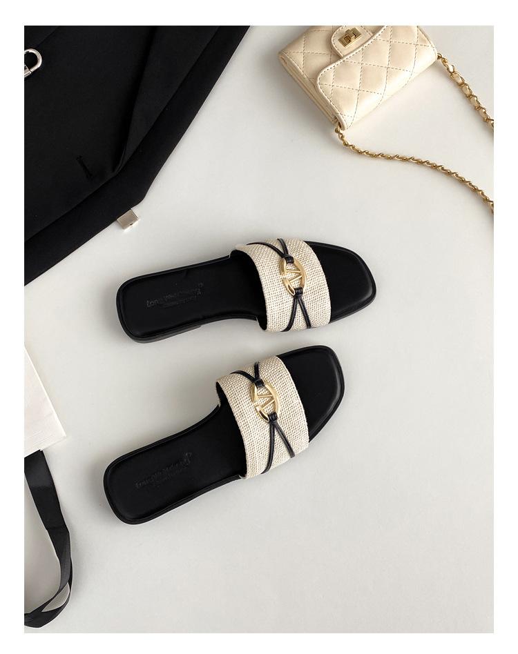French square head casual versatile word with slippers women's summer wear fashion vacation beach travel flat bottom slippers women