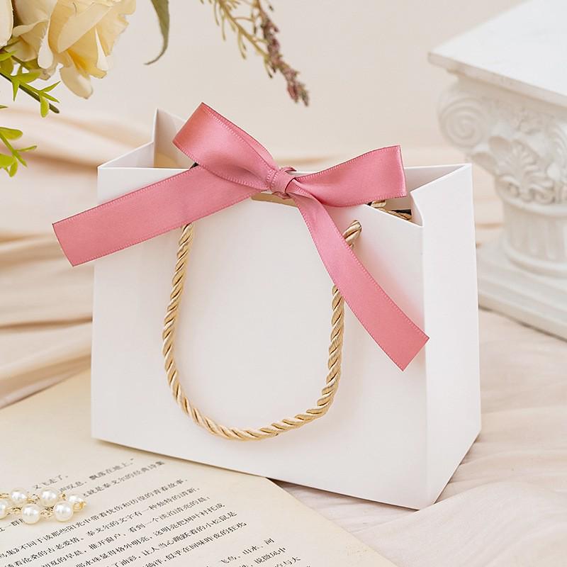 Small Colorful Jewelry and Gift Packaging Boxes with Handles