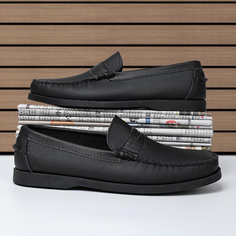 Hand-stitching Leather Men Casual Shoes Soft-Soled Mens Loafers Ultra-light Moccasins Breathable Light Soft Man Driving Footwear