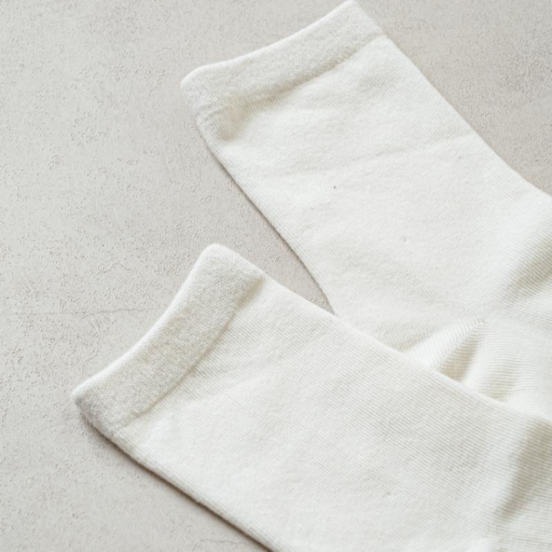 Monfoot Women S baSic Mid Calf SockS White