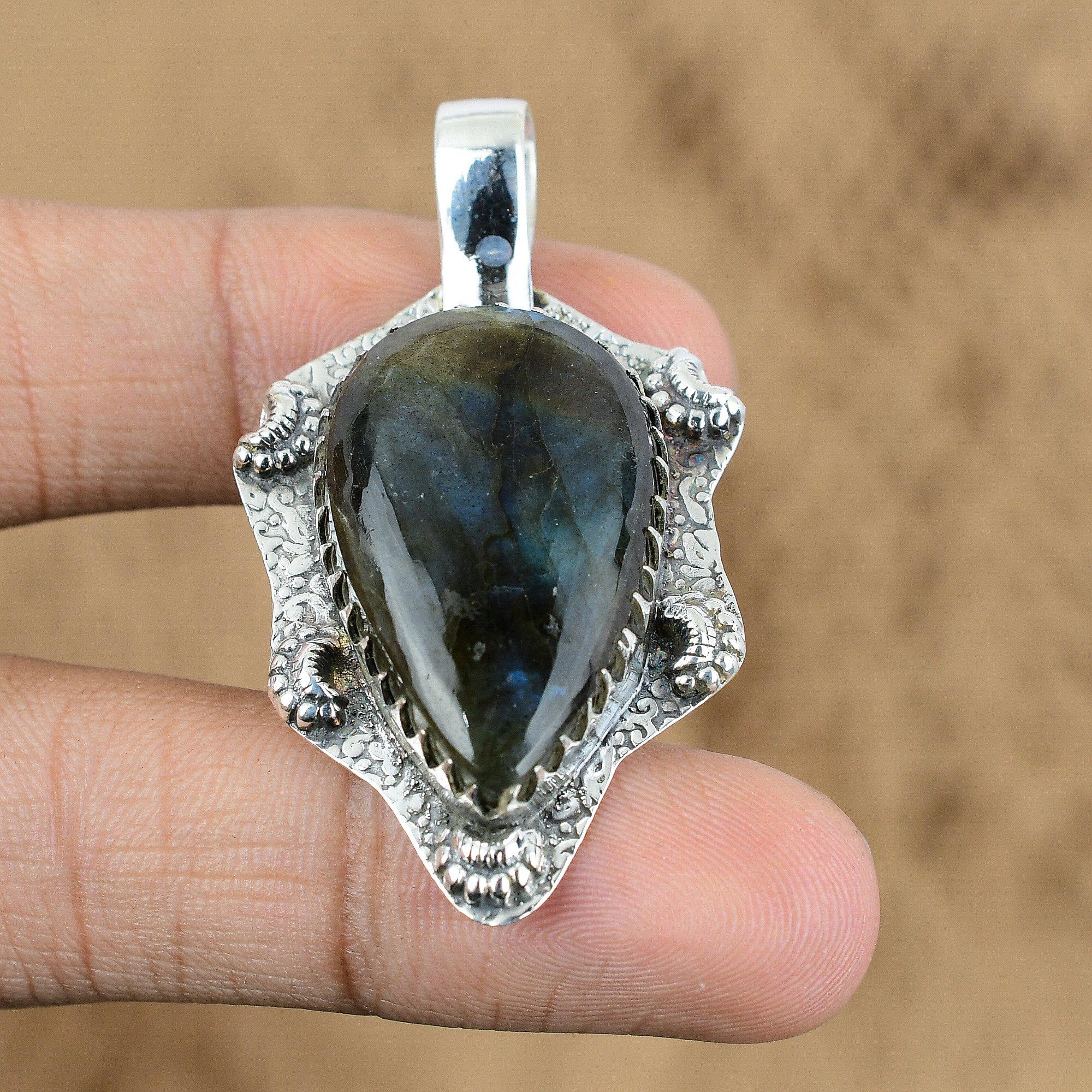 

Gift For Women Jewelry Pendant 925 Sterling Silver Natural Labradorite Gemstone