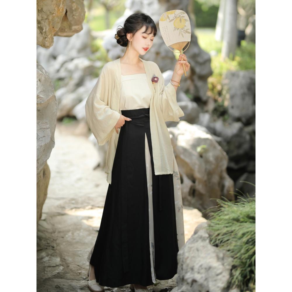 Dámský oblek, halenka a podvazková sukně Hanfu ve stylu čínské dynastie Song pro každodenní dojíždění
