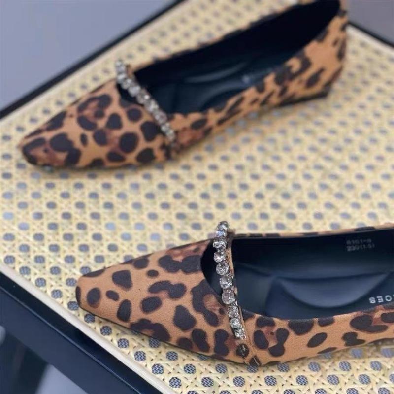 Fashion Spring Autumn Fashionable Comfortable Elegant Versatile and Wear-resistant Casual Flat-soled Leopard Print Shoes Zapatos Mujer
