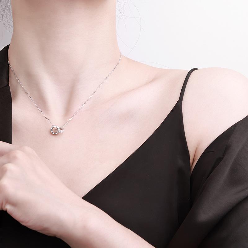 Stylowy Damski Naszyjnik Podwójny Pierścień Obojczyk - Wszechstronny, Niszowy Design, Wysokiej Klasy Srebrna Biżuteria