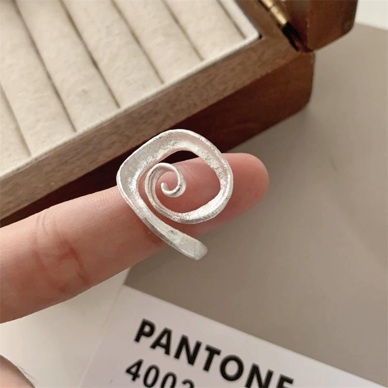 

Matte Swirl Spiral Geometric Adjustable Open Rings For Women Fashion New Jewelry Gift Party Daily Wholesale anillos resizable