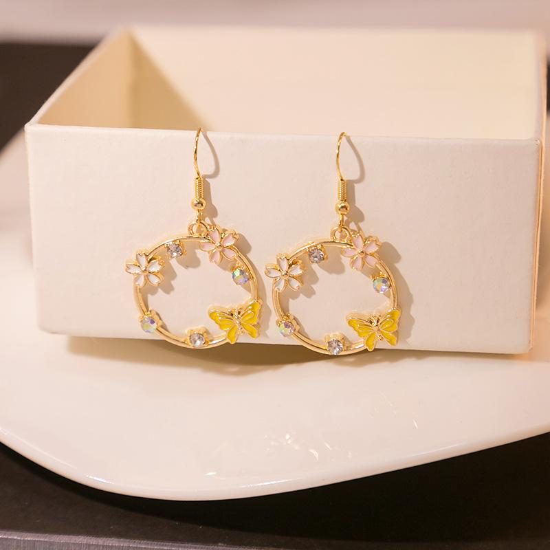Fashion Cute Fox Koi Cat Rabbit Earrings for Women Girls Sweet Cartoon Enamel Painted Animal Earrings Jewelry Gift