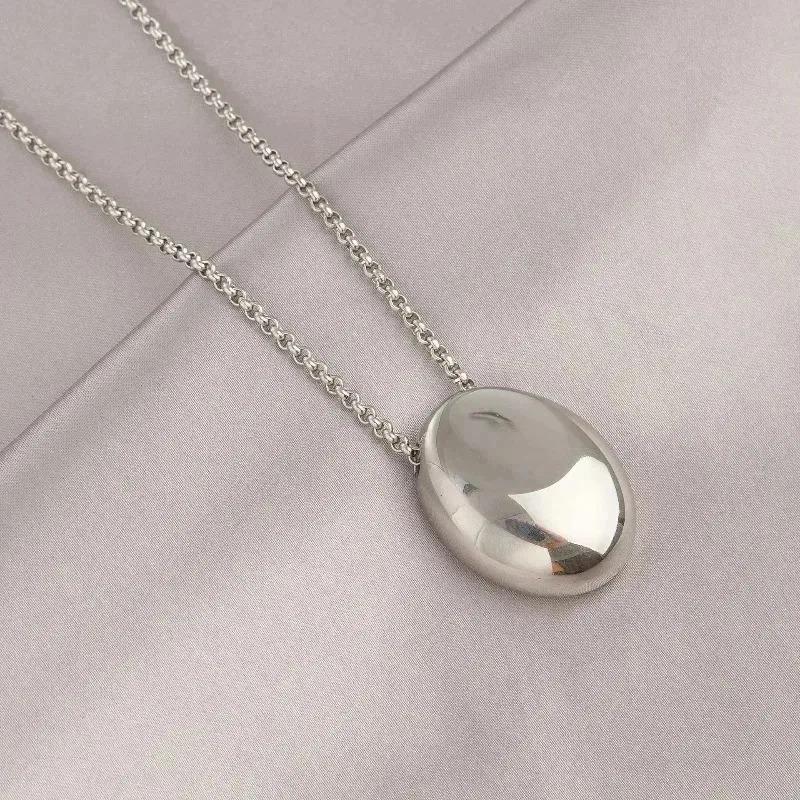 Fashion Metal Oval Pendant Necklace for Women Long Luxury Sweater Chain Charm Thin Chain Necklace Party Elegant Jewelry Gifts