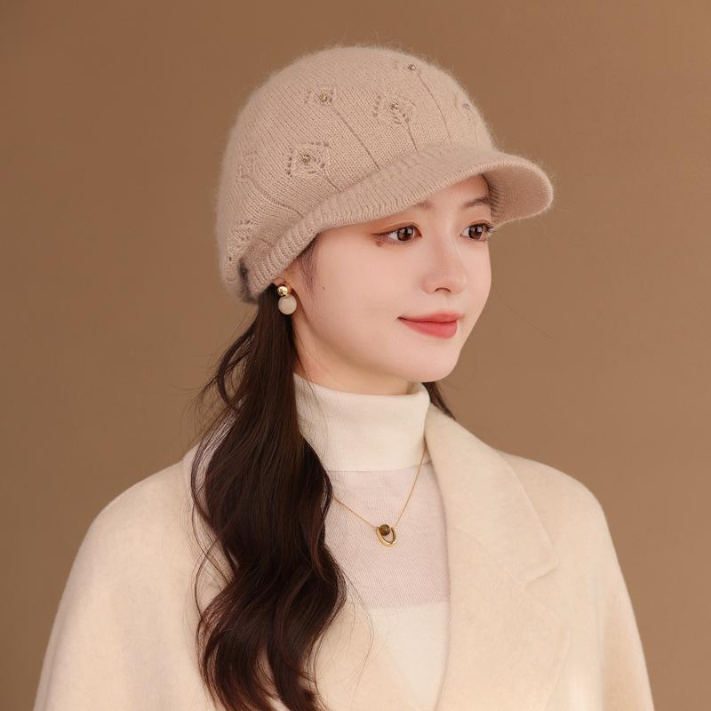 Herbst und Winter Damen Mittleren Alters und Ältere Verdickter Samt Warm Ohrenschutz Gestrickt Kaninchenfell Alte Dame Fischerhut Trendig