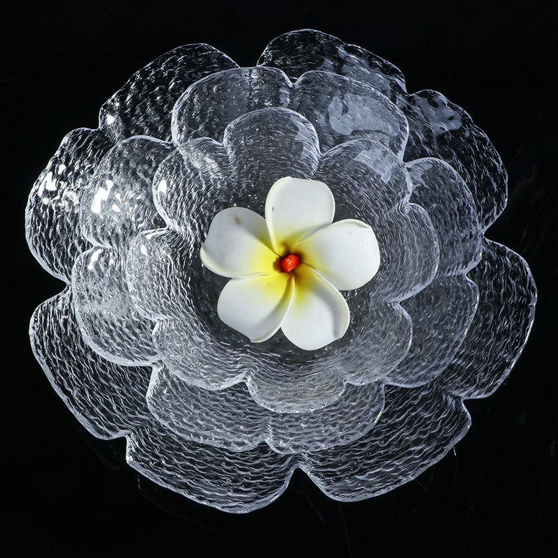 Japanese Hammered Petal Glass Dessert Plate Set