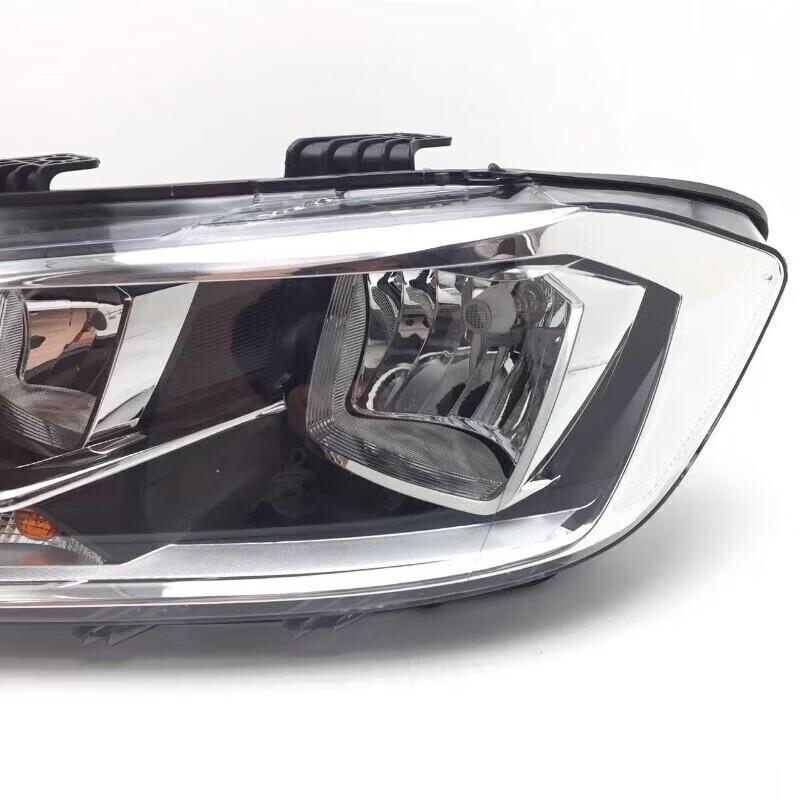 Compatible with Volkswagen 16-18 New Bora Headlight Assembly.