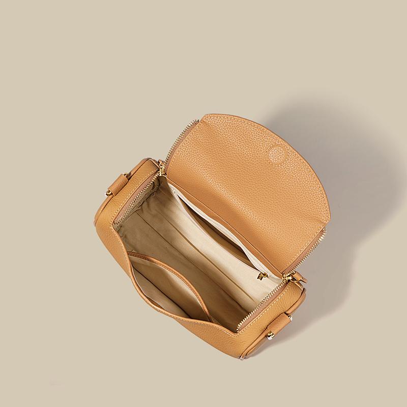 2024 Leather Lindi doctor bags Fashion women Boston Pillow Handbags high quality commuter Designer Shoulder Crossbody Bag