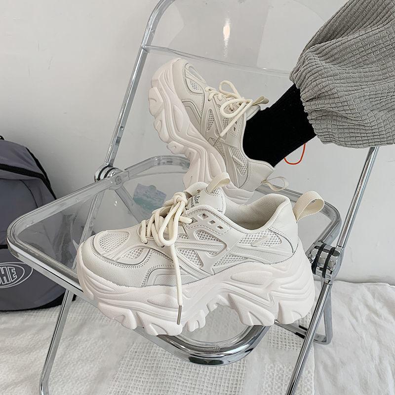 

Толстая подошва, увеличивающая рост, папины туфли, женская осень 2025 года, новая корейская версия, мода, интернет-знаменитости, взрыв, студенческая повседневная спортивная обувь 40