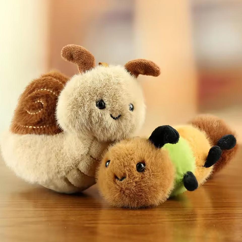Cute Simulation Insect Pendant Plush Stuffed Doll Toy Cartoon Bug Spider Bee Bag Decor Pendant Creative Gift Bag Charm