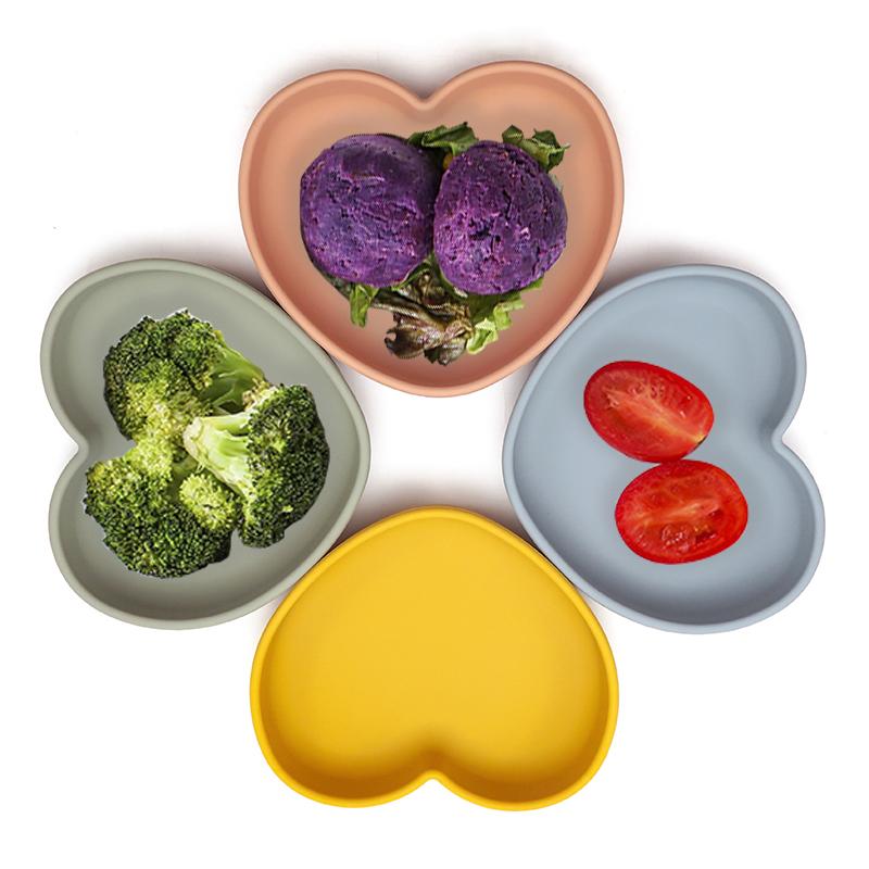 High Quality Silicone Feeding Solid Food Plates Dining Appliance Heart-Shaped Bowl With Suction Cup Children's Tableware