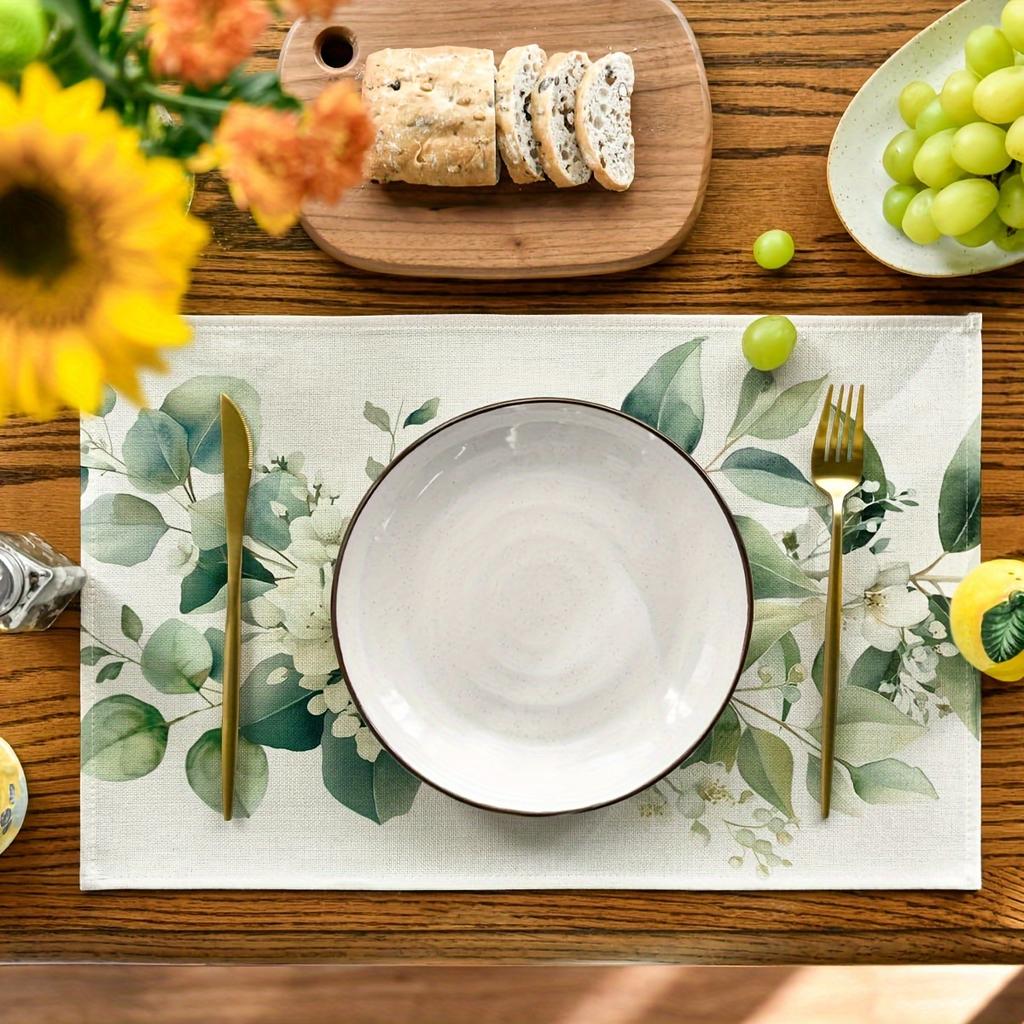 4 Stück, Kamelienblüte SommerSet mit 4 Platzdeckchen 12x18 Zoll Saisonale Frühlings-Tischsets für Party Küche Esstischdekoration, Beige