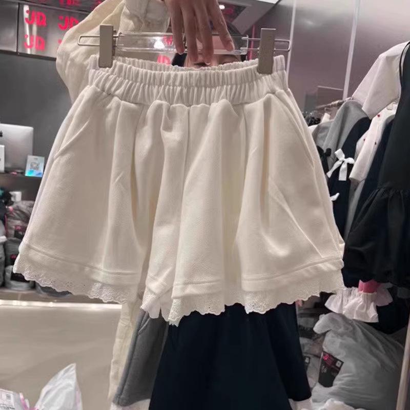 

Женские серые шорты для сна с широкими штанинами и кружевной вставкой - Эластичная талия, Свободный крой, Спортивный повседневный летний стиль S белый