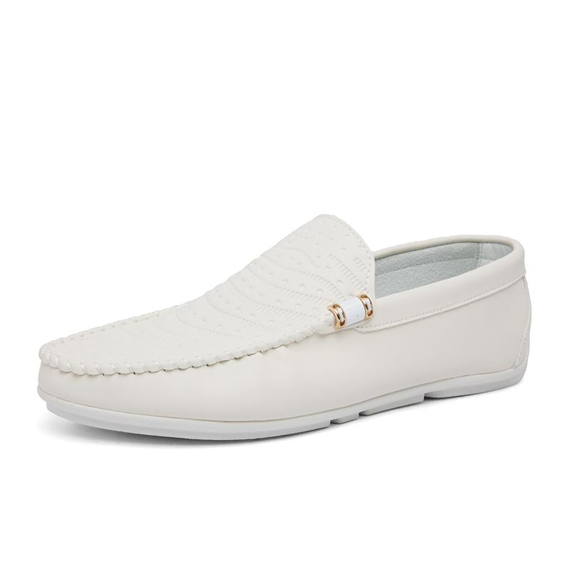 Trendiga platta gröna loafers herr mode slip-on vardagsskor för män mjuka bekväma andningsbara halkfria herr lädermockasiner
