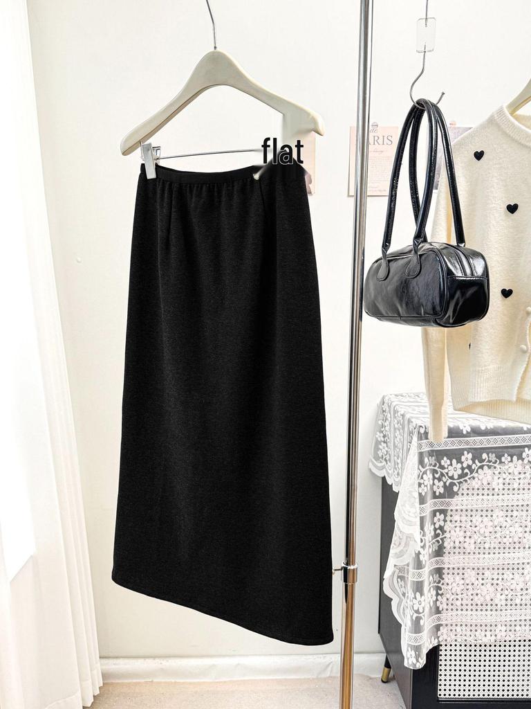 Korean Style Elastic Waist Sports Skirt - Back Slit, High Waist, Thick Woolen for Autumn/Winter